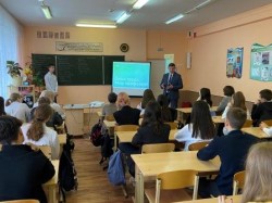 округ 18. Насыщенный день в 13 школе